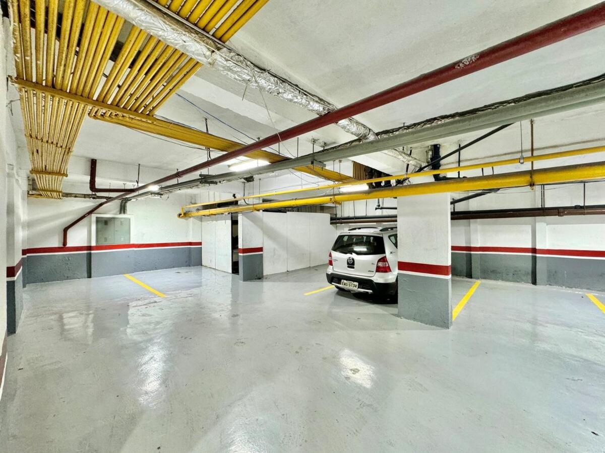 Flat No Coracao De Sp, 1 Vaga, Camareira, Completo Apartamento *