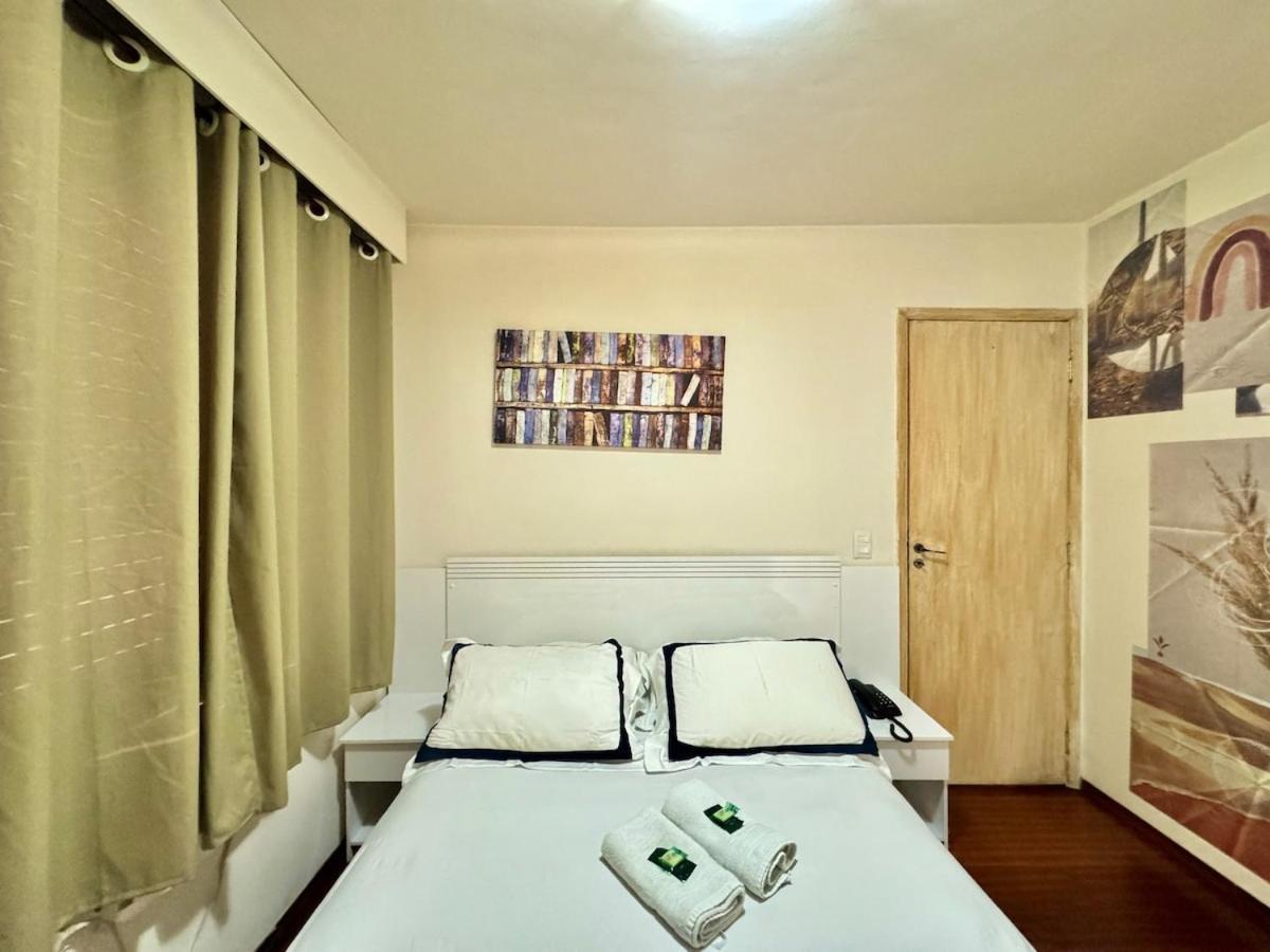 Flat No Coracao De Sp, 1 Vaga, Camareira, Completo Apartamento *