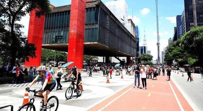 Apartamento Flat No Coracao De Sp, 1 Vaga, Camareira, Completo *